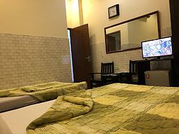 Le Tram Guesthouse