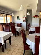 Brit Hotel Essentiel Moulins Avermes