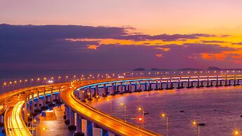 Crowne Plaza Dalian Xinghai by IHG