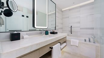 Crowne Plaza Dalian Xinghai by IHG