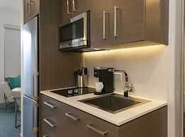 Marketplace Suites