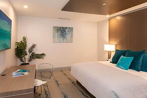 Marketplace Suites