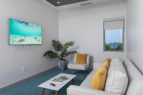 Marketplace Suites