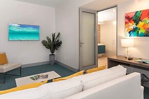 Marketplace Suites
