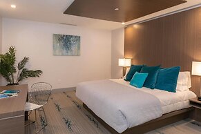 Marketplace Suites