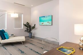 Marketplace Suites