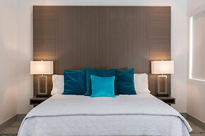 Marketplace Suites