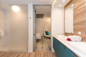 Marketplace Suites