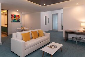 Marketplace Suites