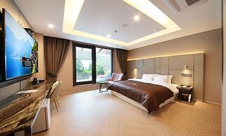 Gimpo Hotel M Tower