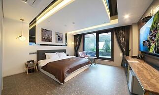 Gimpo Hotel M Tower