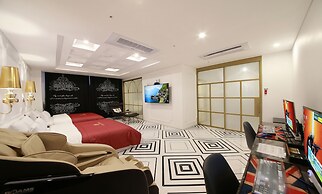 Gimpo Hotel M Tower
