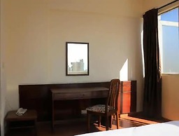 Universal Residence