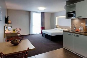 Hotel Apartment 24