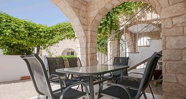 Spacious and Modern 2 bed Apartment in Peyia