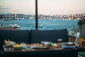 Tonight Hotel Port