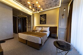 Tonight Hotel Port
