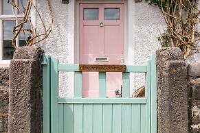 Maggie Puddle Cottages