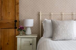 Maggie Puddle Cottages