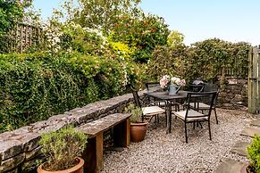 Maggie Puddle Cottages
