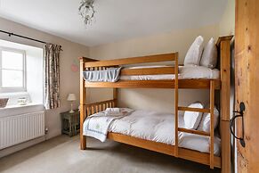 Maggie Puddle Cottages