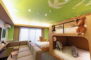 GOLDSTAY SAKAE