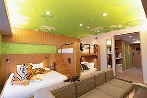 GOLDSTAY SAKAE