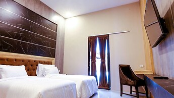 Giri Palma Hotel