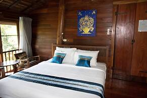 Royal Train Garden Resort