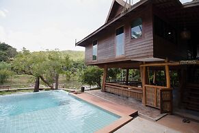 Royal Train Garden Resort