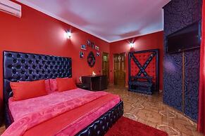 Hotel Marton Lion