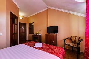 Hotel Marton Lion