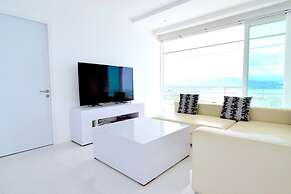 Luxury Apartment Unique Residences