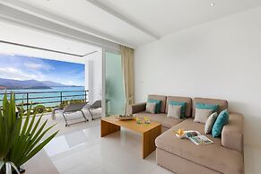 Luxury Apartment Unique Residences