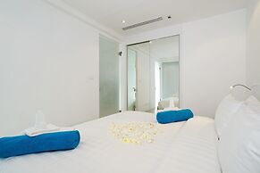Luxury Apartment Unique Residences