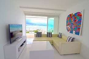 Luxury Apartment Unique Residences