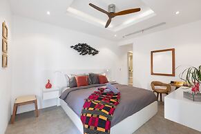 Luxury Apartment Unique Residences