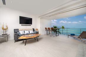 Luxury Apartment Unique Residences