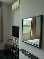 Oyasumi Hotel