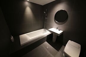 Ninespot Hotel