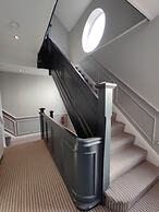 Onyx House