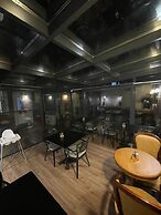 Andi Hotel
