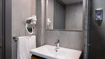 Opera Suites