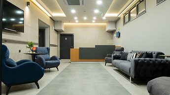 Opera Suites