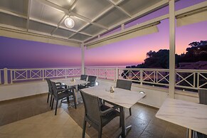 Nefeli Beach Hotel