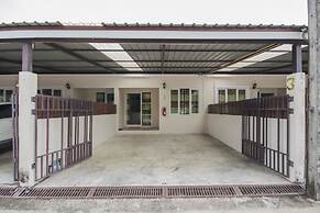 OYO 75331 Hareeya Hotel