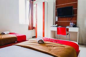 RedDoorz Plus @ Grand City Inn