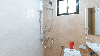 RedDoorz Plus near Uptown BGC Mall