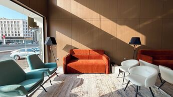 Lavent Park 60 Serviced Apartment-Economic