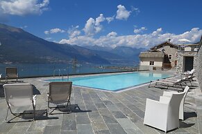 Riva Bellano Camelia 1